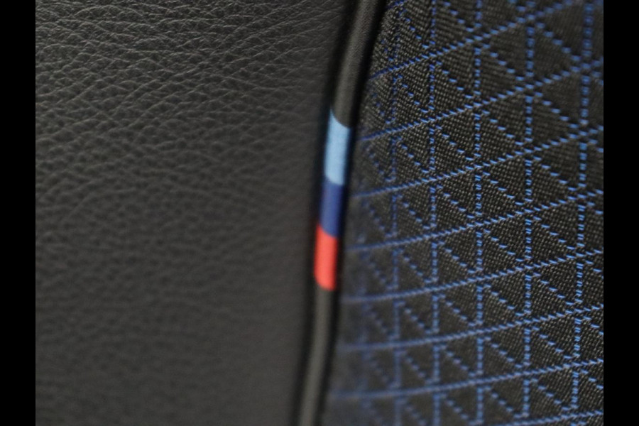BMW 1-serie 118i | Automaat | Camera | M-Pakket | Apple Carplay | LED