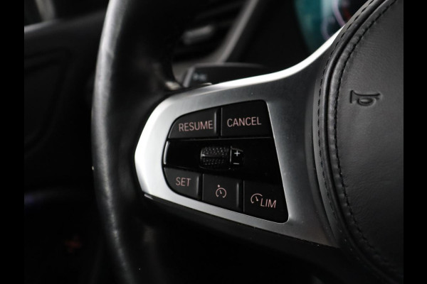 BMW 1-serie 118i | Automaat | Camera | M-Pakket | Apple Carplay | LED