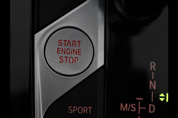 BMW 1-serie 118i | Automaat | Camera | M-Pakket | Apple Carplay | LED