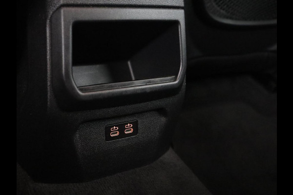 BMW 1-serie 118i | Automaat | Camera | M-Pakket | Apple Carplay | LED
