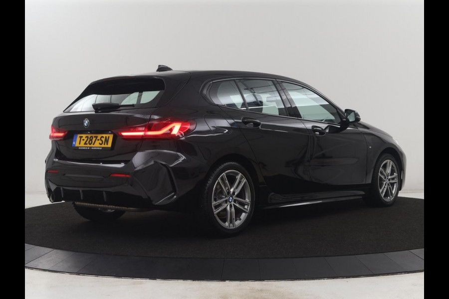 BMW 1-serie 118i | Automaat | Camera | M-Pakket | Apple Carplay | LED
