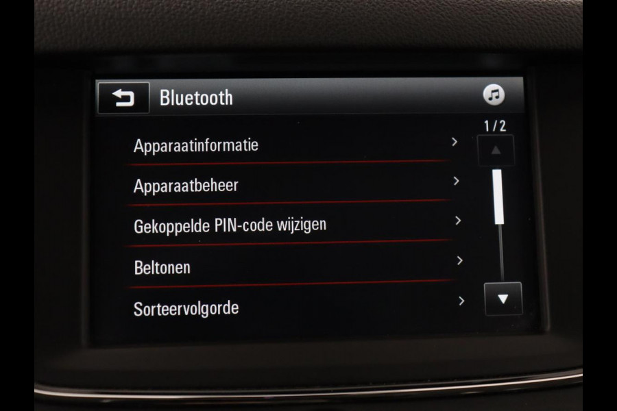Opel Astra Sports Tourer 1.4 Business Elegance | Stuur/stoel verwarmingo | Cruise control | Lane assist | Camera | Park assist | Carplay | Climate control