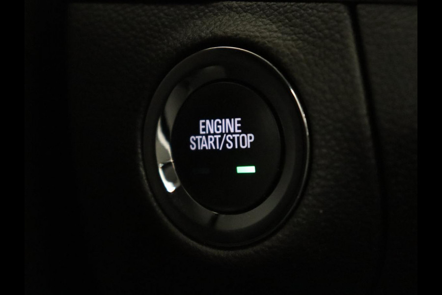 Opel Astra Sports Tourer 1.4 Business Elegance | Stuur/stoel verwarmingo | Cruise control | Lane assist | Camera | Park assist | Carplay | Climate control