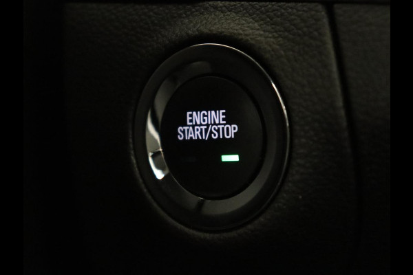 Opel Astra Sports Tourer 1.4 Business Elegance | Stuur/stoel verwarmingo | Cruise control | Lane assist | Camera | Park assist | Carplay | Climate control