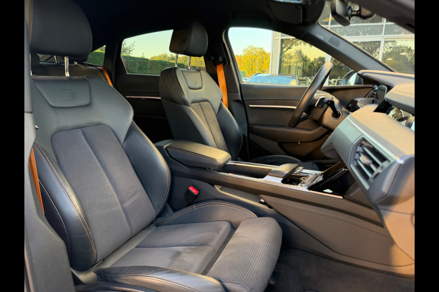 Audi e-tron Sportback 50 quattro S edition 71 kWh / SOH 97%! / Nieuwstaat / Camera / Luchtvering / B&O / 21'' / Leer&Alcantara / CarPlay / DAB / Cruise Control