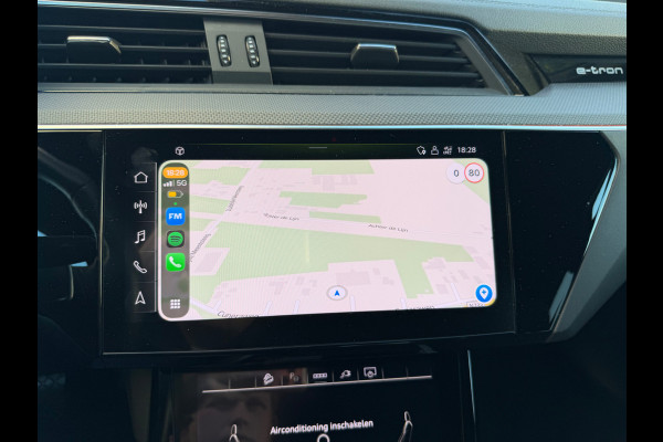 Audi e-tron Sportback 50 quattro S edition 71 kWh / SOH 97%! / Nieuwstaat / Camera / Luchtvering / B&O / 21'' / Leer&Alcantara / CarPlay / DAB / Cruise Control