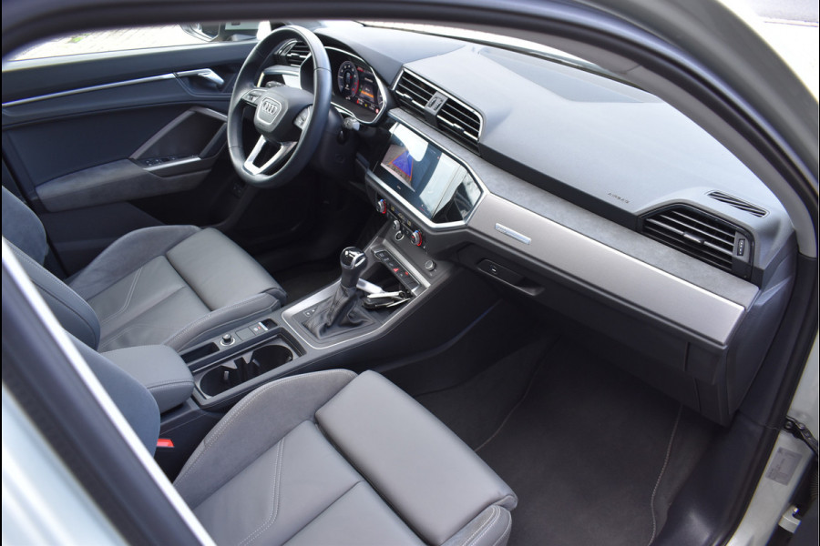 Audi Q3 Sportback 45 TFSI e Black Edition 245 Pk Pano Navi Leder Camera Sfeer 20 Inch