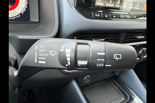 Nissan QASHQAI 1.3 DIG-T 160PK Automaat N-Connecta Camera/Parkeerhulp/Carplay-Android-auto/Navigatie