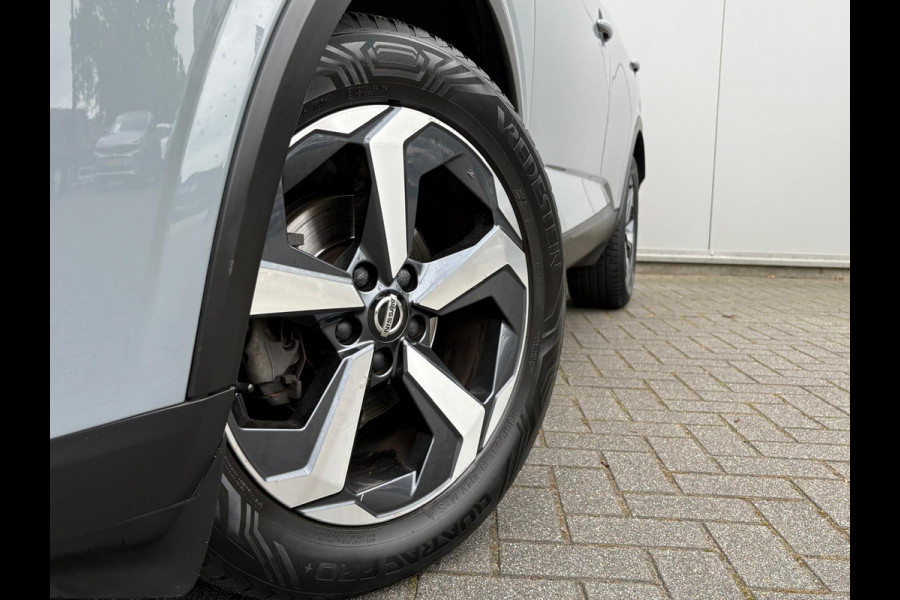 Nissan QASHQAI 1.3 DIG-T 160PK Automaat N-Connecta Camera/Parkeerhulp/Carplay-Android-auto/Navigatie