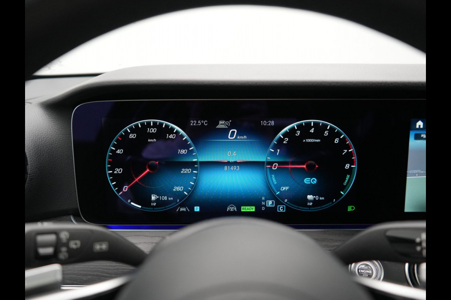 Mercedes-Benz E-Klasse Estate 300 e Luxury Line PHEV 320pk Dealer O.H. | SOH 88,7% | Schuif-/kantel Dak | Adaptive Cruise | Camera | Multi Beam LED | Sportstoelen Verwarmd | Sfeerverlichting | BLIS | Apple Carplay | Widescreen Navi | DAB | Plug In Hybrid |