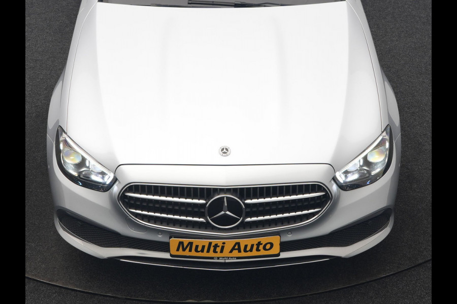 Mercedes-Benz E-Klasse Estate 300 e Luxury Line PHEV 320pk Dealer O.H. | SOH 88,7% | Schuif-/kantel Dak | Adaptive Cruise | Camera | Multi Beam LED | Sportstoelen Verwarmd | Sfeerverlichting | BLIS | Apple Carplay | Widescreen Navi | DAB | Plug In Hybrid |
