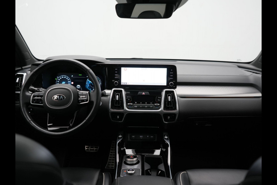 Kia Sorento 1.6 T-GDI 4WD ExecutiveLine PHEV 265pk Dealer O.H. | SOH 97,2% | Trekhaak Afn. | Panodak | Adaptive Cruise | Head Up | 360 Camera | Bose Audio | Lederen Sportstoelen Memory & Ventilatie | BLIS | Keyless | Stoelen & Stuur Verwarmd | Apple Carp Plug In Hybrid |