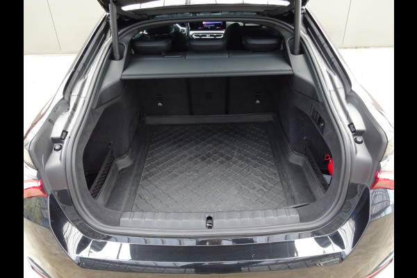 BMW i4 M50 * 544 PK * 84 KW ACCU * LEER !!