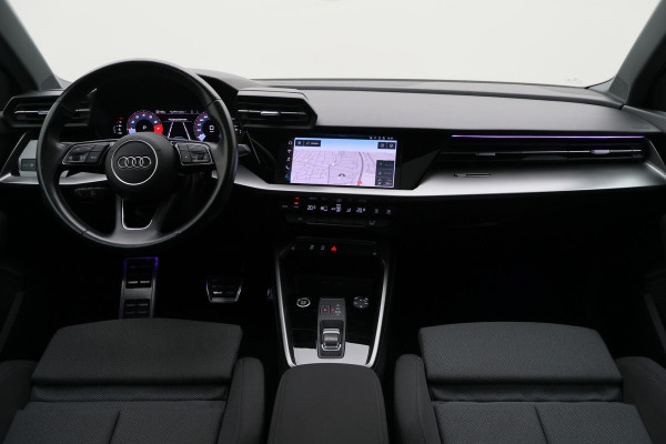 Audi A3 Sportback 30 TFSI Advanced edition Panoramadak, Camera, Virtual Cockpit, Cruise, Apple Carplay,