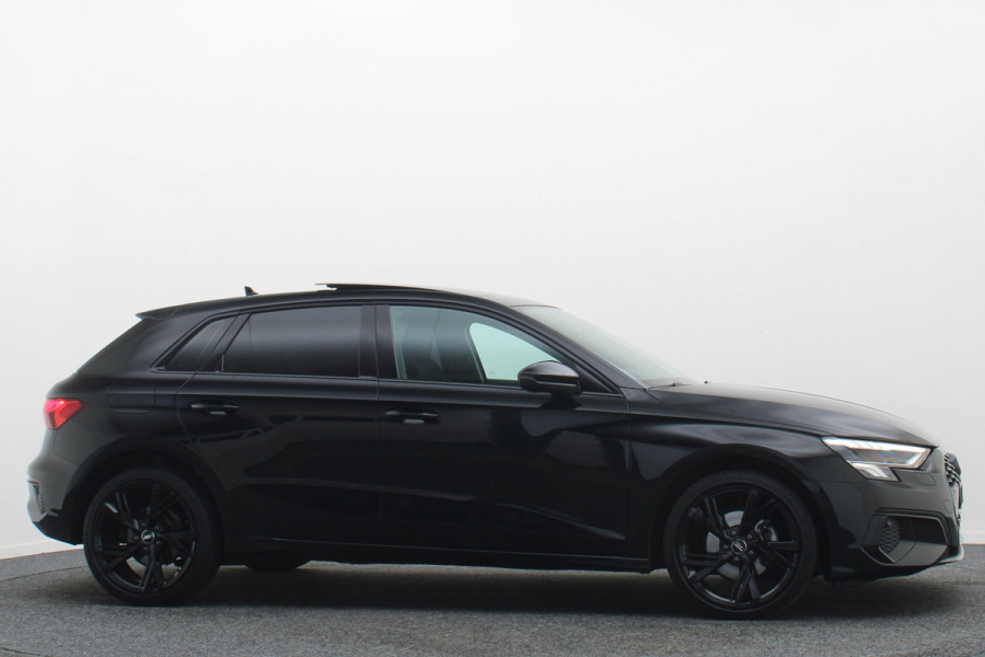 Audi A3 Sportback 30 TFSI Advanced edition Panoramadak, Camera, Virtual Cockpit, Cruise, Apple Carplay,