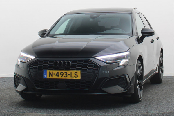 Audi A3 Sportback 30 TFSI Advanced edition Panoramadak, Camera, Virtual Cockpit, Cruise, Apple Carplay,