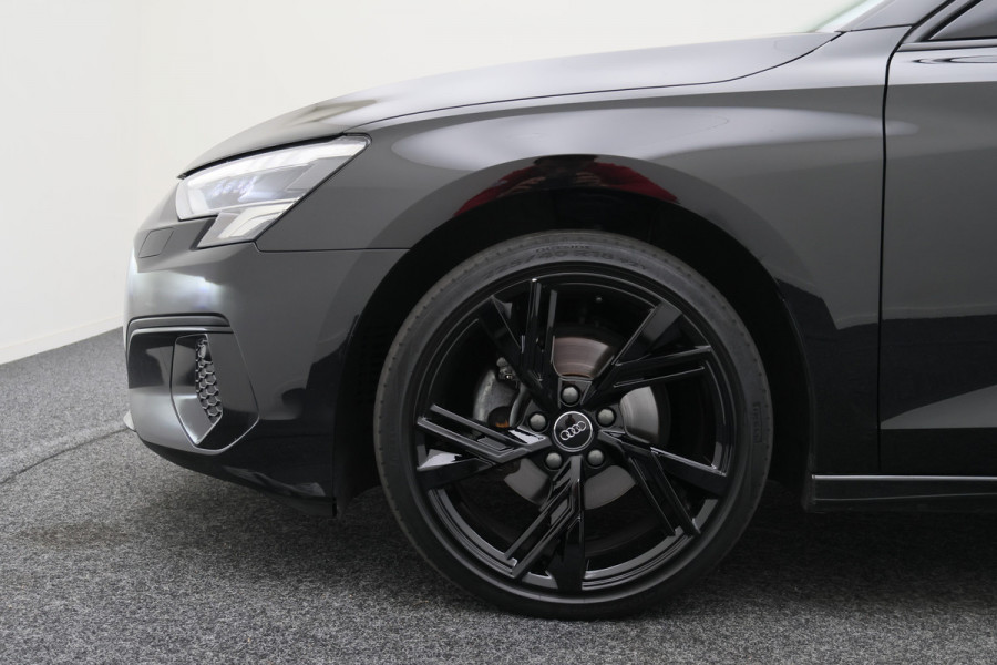 Audi A3 Sportback 30 TFSI Advanced edition Panoramadak, Camera, Virtual Cockpit, Cruise, Apple Carplay,