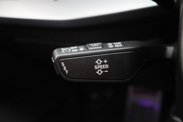 Audi A3 Sportback 30 TFSI Advanced edition Panoramadak, Camera, Virtual Cockpit, Cruise, Apple Carplay,