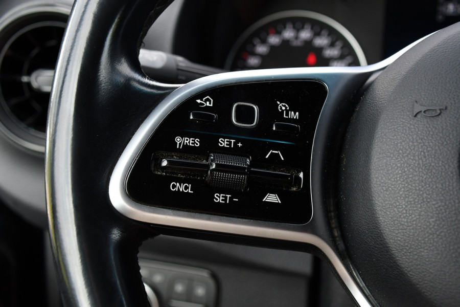 Mercedes-Benz Sprinter 316 RWD 2.2 CDI L2H2 Black Edition Adaptieve Cruise, 360 Camera, Carplay, LED, Stoelverwarming, Trekhaak, Sensoren, Automaat, Uniek!