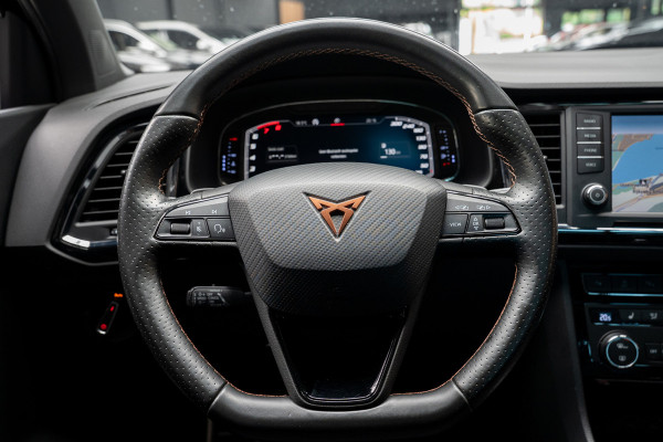 CUPRA Ateca 2.0 TSI 4DRIVE Panodak Virtual 360° Camera Leder/ Alcantara bekleding Navi ACC Climate C. Elektr. bedienbare achterklep PDC LM velgen Beats Audio systeem Elektr. bedienb. trekhaak