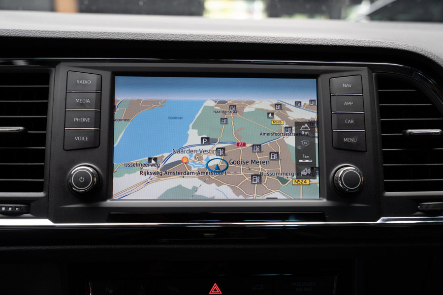 CUPRA Ateca 2.0 TSI 4DRIVE Panodak Virtual 360° Camera Leder/ Alcantara bekleding Navi ACC Climate C. Elektr. bedienbare achterklep PDC LM velgen Beats Audio systeem Elektr. bedienb. trekhaak