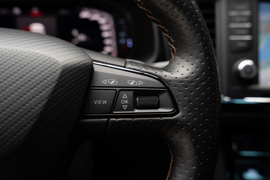 CUPRA Ateca 2.0 TSI 4DRIVE Panodak Virtual 360° Camera Leder/ Alcantara bekleding Navi ACC Climate C. Elektr. bedienbare achterklep PDC LM velgen Beats Audio systeem Elektr. bedienb. trekhaak