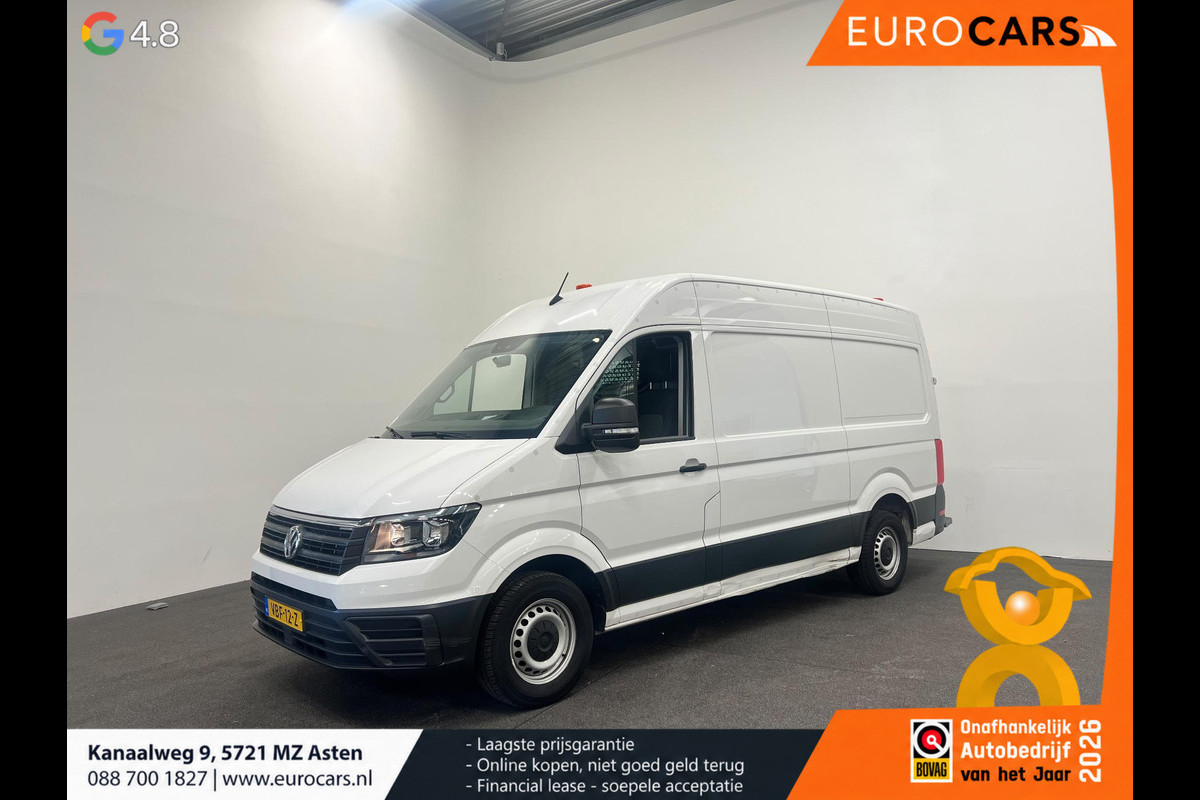 Volkswagen Crafter 35 2.0 TDI L3H3 Trendline RDW 140pk Camera PDC Achter Cruise Control Airco CarPlay Trekhaak 3000kg Bluetooth Composition Media Verwarmbare Voorruit Elek. Spiegels Elek. Ramen Centrale Vergrendeling Comfortstoel