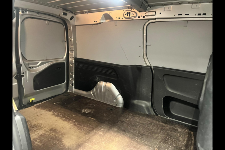 Opel Combo 1.5D L2H1 Edition Automaat Airco Cruise Control Camera Parkeersensoren Carplay
