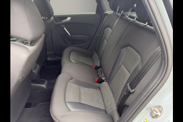 Audi A1 Sportback 1.4 TFSI Advance Sport Pano | S-Line | Pano | Stoelverw. | Clima | Zwarte hemel
