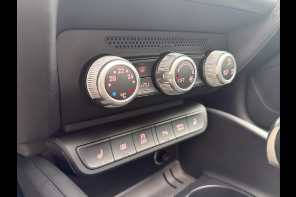 Audi A1 Sportback 1.4 TFSI Advance Sport Pano | S-Line | Pano | Stoelverw. | Clima | Zwarte hemel
