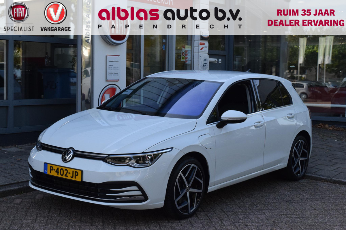 Volkswagen Golf 1.4 eHybrid|Cam.|Carplay|ACC|Stuur+stoelver.|Trekh