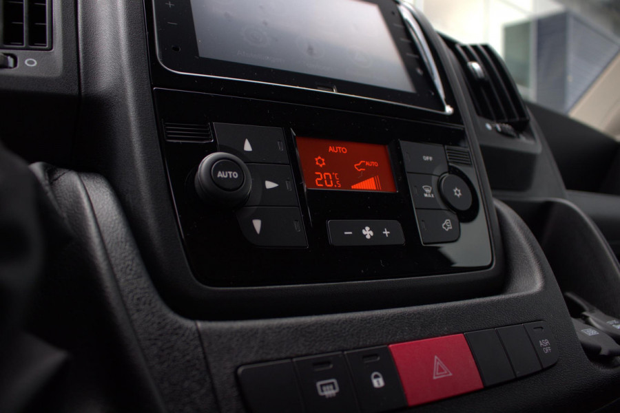 Citroën Jumper 2.2 BlueHDi 120PK L2H2 3.0t | APPLE CARPLAY/ANDROID AUTO | CRUISE | AIRCO | TREKHAAK| CLIMATE CONTROL |