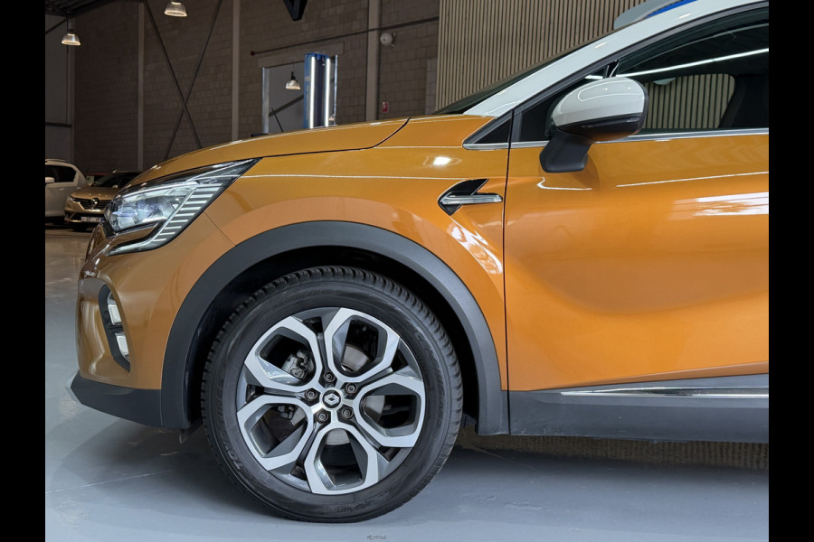 Renault Captur 1.3 TCe 140 Intens Groot Navi | ACC | Stoel & Stuur Verwarming | Camera | 100% Dealer Onderhouden!