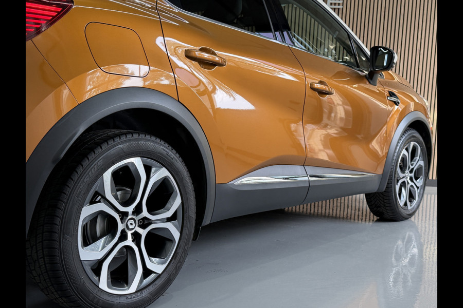 Renault Captur 1.3 TCe 140 Intens Groot Navi | ACC | Stoel & Stuur Verwarming | Camera | 100% Dealer Onderhouden!