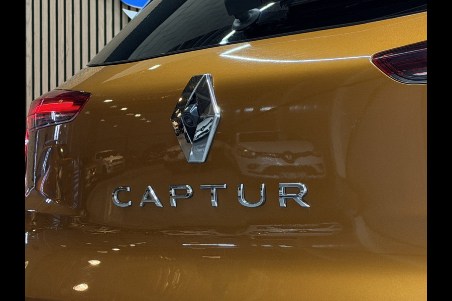 Renault Captur 1.3 TCe 140 Intens Groot Navi | ACC | Stoel & Stuur Verwarming | Camera | 100% Dealer Onderhouden!