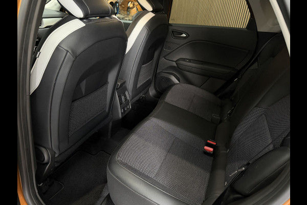 Renault Captur 1.3 TCe 140 Intens Groot Navi | ACC | Stoel & Stuur Verwarming | Camera | 100% Dealer Onderhouden!