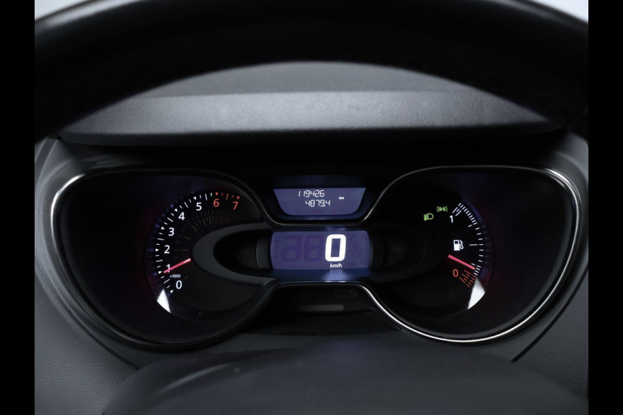 Renault Captur 1.3 TCe Intens Sport (APPLE CARPLAY,NAVI,CAMERA,PDC,CLIMATE,CRUISE,GETINT,LED,SPORTSTOELEN,LM VELGEN,NETTE STAAT)