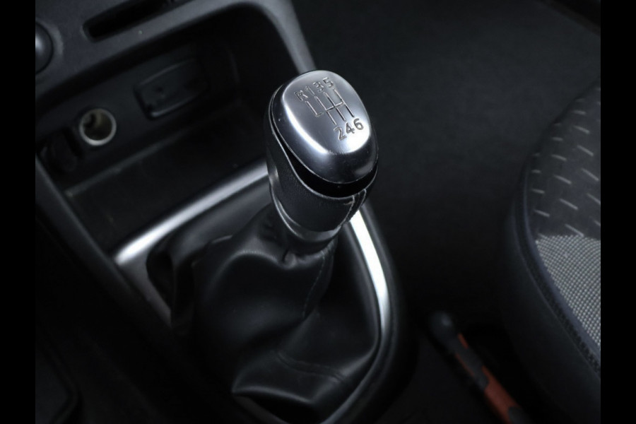 Renault Captur 1.3 TCe Intens Sport (APPLE CARPLAY,NAVI,CAMERA,PDC,CLIMATE,CRUISE,GETINT,LED,SPORTSTOELEN,LM VELGEN,NETTE STAAT)
