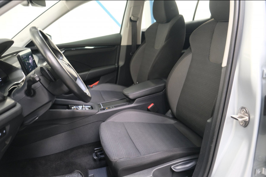 Škoda Octavia Combi 1.5 e-TSI Business Edition Automaat - Airco, Cruise, Navi, PDC, Carplay, Virtueel display, Trekhaak.