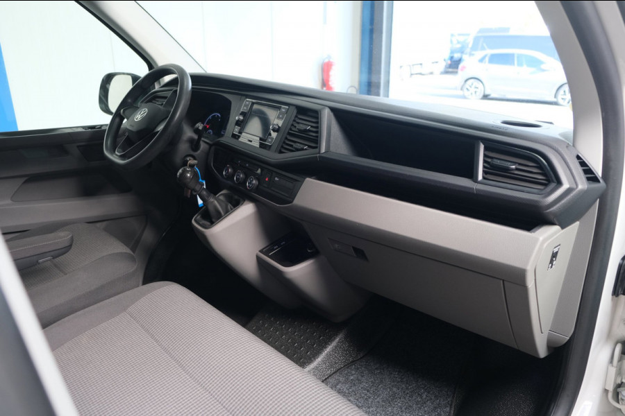 Volkswagen Transporter 2.0 TDI L1H1 26 - N.A.P. Airco, Cruise, Imperiaal, Carplay, PDC.