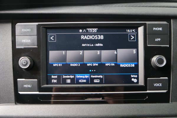 Volkswagen Transporter 2.0 TDI L1H1 26 - N.A.P. Airco, Cruise, Imperiaal, Carplay, PDC.