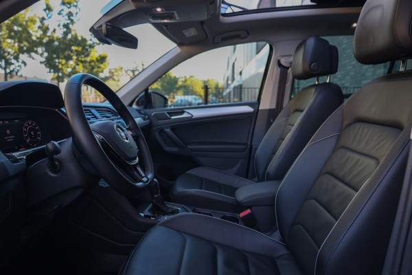 Volkswagen Tiguan 1.4 TSI ACT Highline Business | PANO | MEMORY | 360 | ELEK TREKHAAK | KEYLESS | STOELVERW | ELEK KOFFERKLEP |