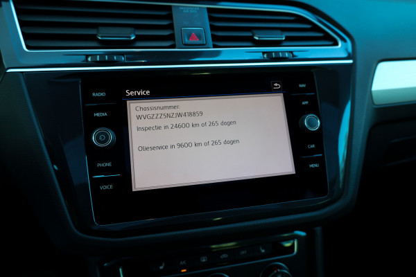 Volkswagen Tiguan 1.4 TSI ACT Highline Business | PANO | MEMORY | 360 | ELEK TREKHAAK | KEYLESS | STOELVERW | ELEK KOFFERKLEP |