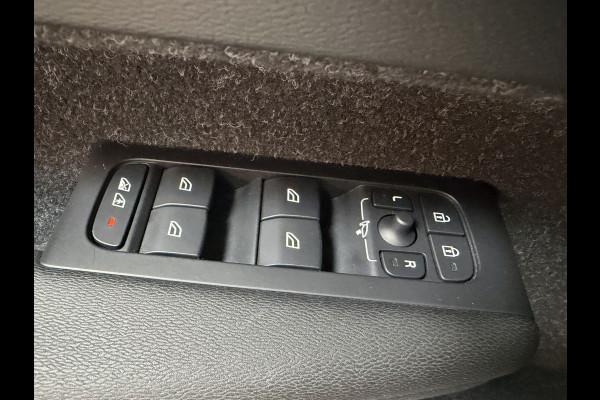 Volvo XC40 1.5 T3 Inscription Leer /Trekhaak / Camera
