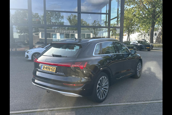 Audi e-tron 55 quattro Advanced edition Plus 95 kWh SOH 93% | MEM. STOEL | ELEK. STOELEN | ACHTERUITRIJ CAMERA | STOEL VERWARMING | 21'' WIELEN | RIJKLAAR MET 12 MND BOVAG GARANTIE | AFNM. TREKHAAK | PANO | SCHUIFDAK |