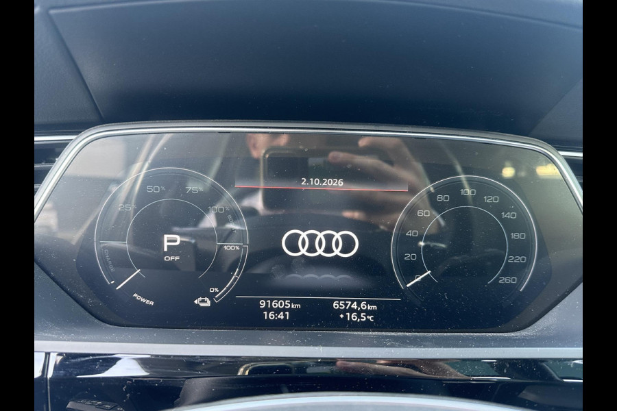 Audi e-tron 55 quattro Advanced edition Plus 95 kWh SOH 93% | MEM. STOEL | ELEK. STOELEN | ACHTERUITRIJ CAMERA | STOEL VERWARMING | 21'' WIELEN | RIJKLAAR MET 12 MND BOVAG GARANTIE | AFNM. TREKHAAK | PANO | SCHUIFDAK |