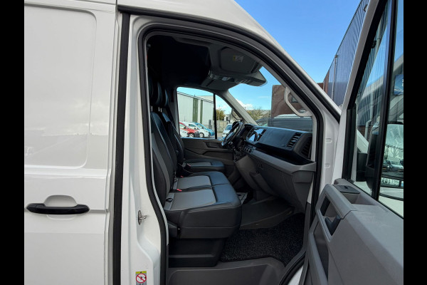 Volkswagen Crafter 35 2.0 TDI 140PK L3H3 RWD / Trekhaak / Imperiaal / App connect / Camera / Laadruimte inrichting