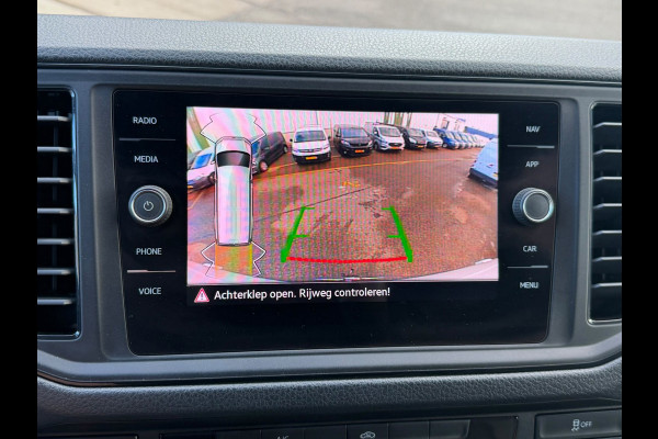 Volkswagen Crafter 35 2.0 TDI 140PK L3H3 RWD / Trekhaak / Imperiaal / App connect / Camera / Laadruimte inrichting