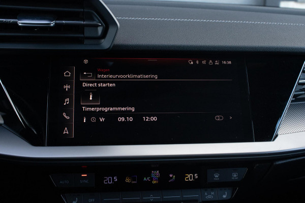 Audi A3 Sportback 45TFSIe S-line Competition PANO MATRIX CAMERA SFEER STOELVERWERWARMING