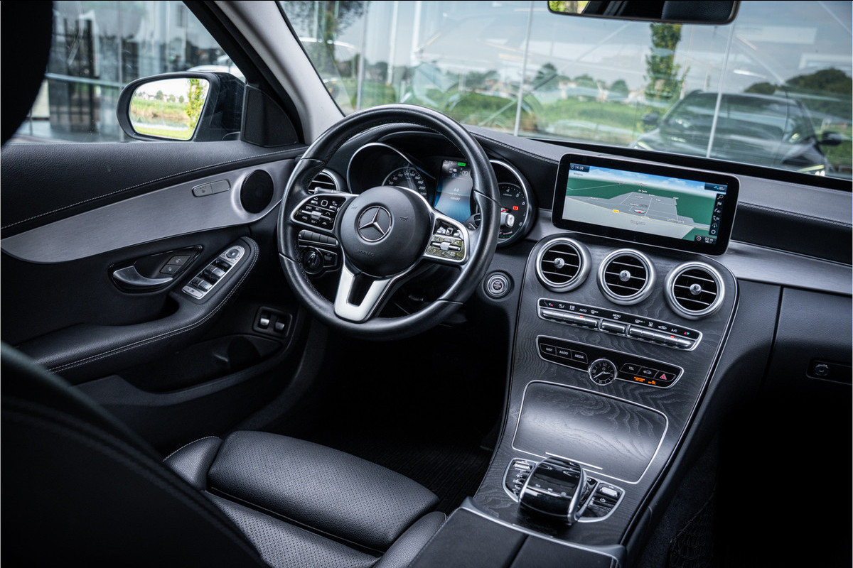 Mercedes-Benz C-Klasse Estate 300 e Business Solution AMG ** Leder ** 360 camera ** Rijbereik tot 50km